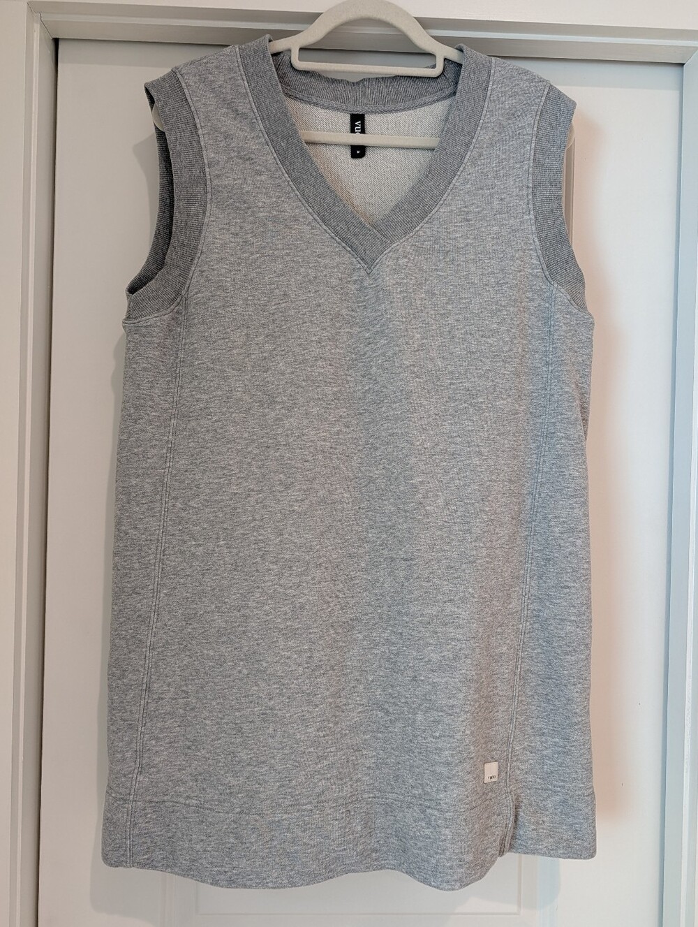 Vuori Grey Sleeveless Sweatshirt V-Neck Dress Size M